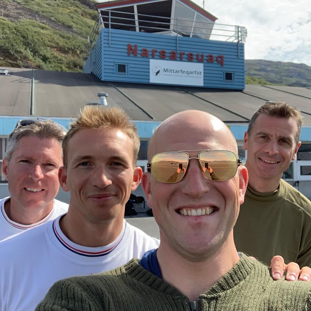 Who saw Episode 1 of Red Arrows Take America a while back? 

Here is a behind the scenes holiday snap from Jon Bond (RAFRED6) that was taken during the two days of transiting from Scampton to Greenland in August 19.

 #redarrows #channel5 #pilotlife #pilot #luxuryeyewear
