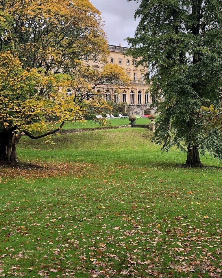Beautiful grounds for a beautiful wedding. ❤️

📸: <a href="/cowleymanor/">cowleymanor</a>