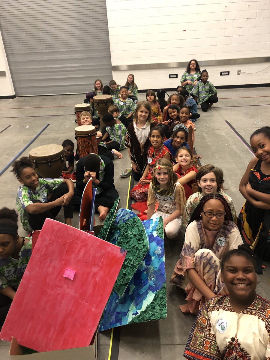 #BestFootForward tech rehearsal was awesome!!!  Go @FHGES!!!  #WeAreTheWorld #ExploretheWorldBetheChange @NewHanoverCoSch @BoniPHall @amandaflute @cm_eames