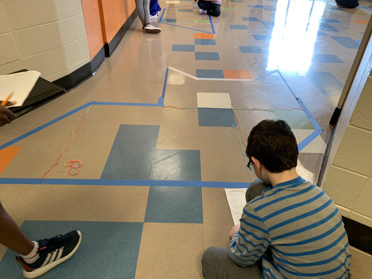 cathieseibert's tweet photo. 6th grade math class - :) composite figure activity @GMS_Wildcats @MsWalker_GMS @DrLoraleeHill - class of 2026!!! https://t.co/JxlGdzOypz