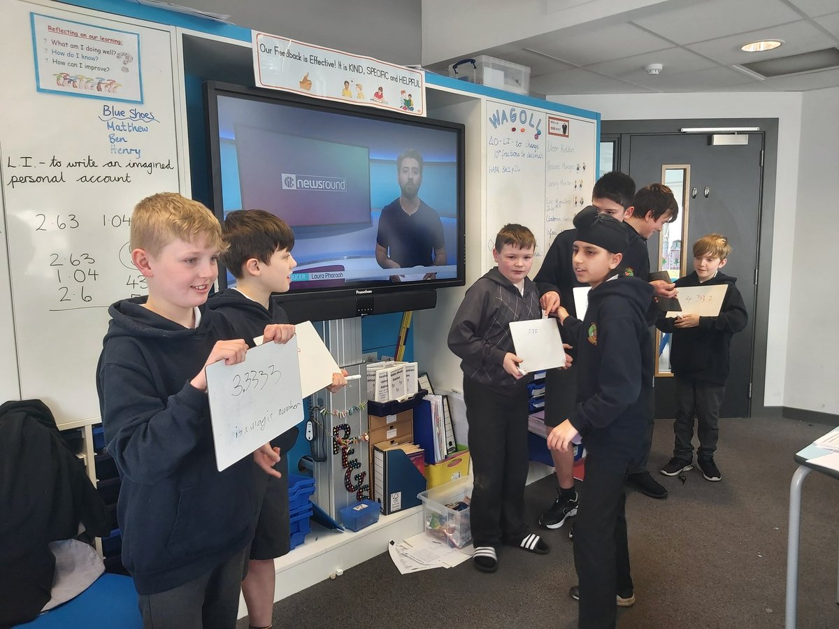 FoxCovertPS's tweet image. It was a battle if the sexes today in #p7fcps as pupils ordered decimals from smaller to largest.  The girls won the day... there may have to be a rematch for these competitive boys!