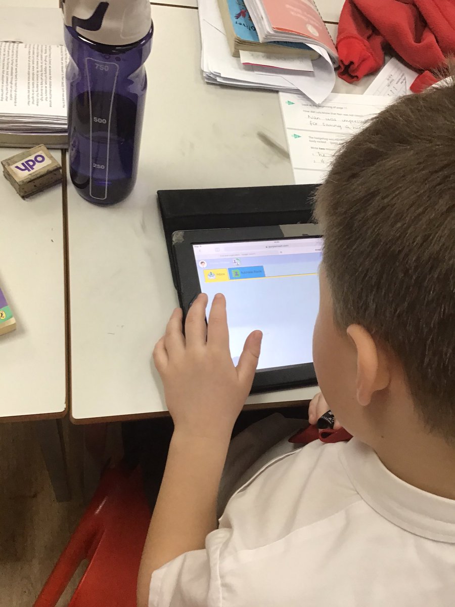 class3Aspull's tweet image. We’re looking at email safety this afternoon, we have to decide whether to report the emails we’ve received to the teacher or reply to them #acpscomputing