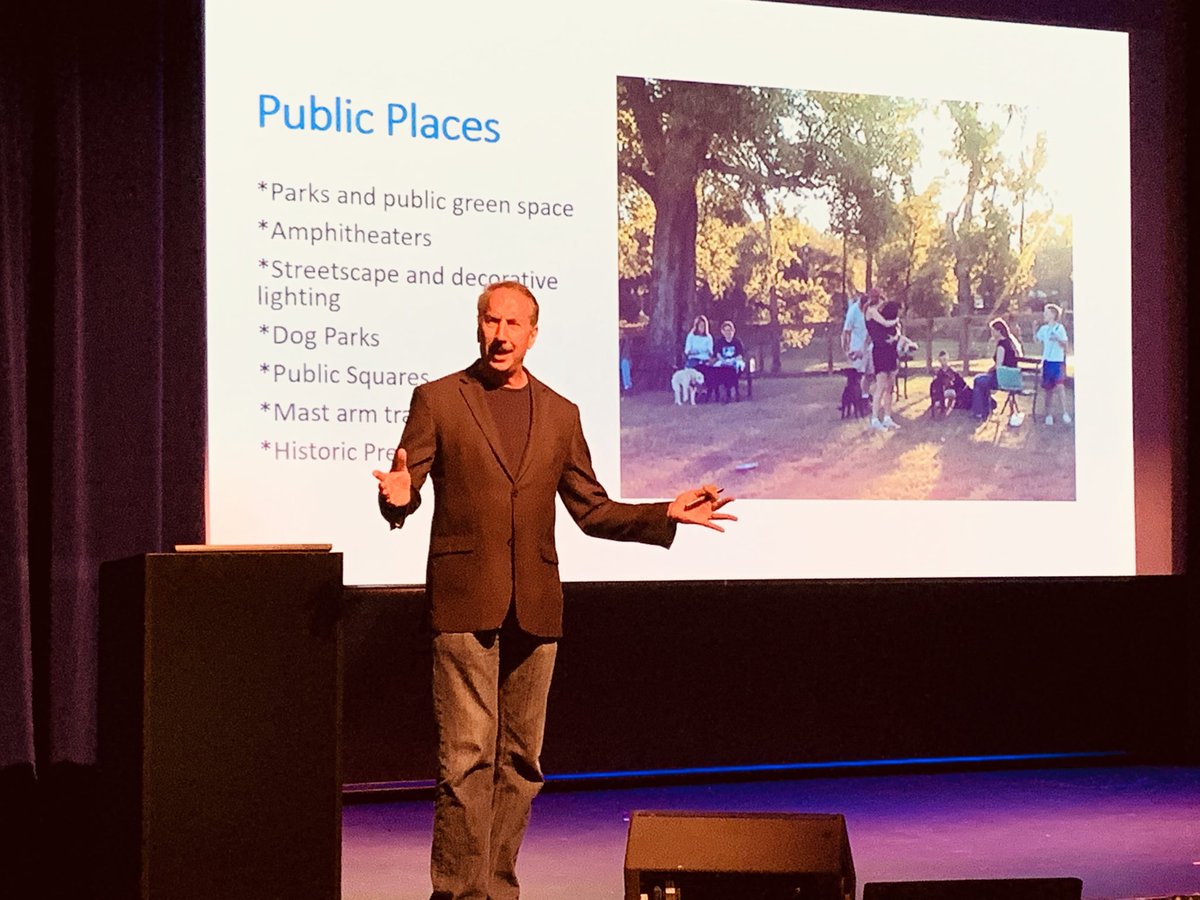 TomNocera's tweet photo. ⁦@bakerstpete⁩ in Winter Haven on stage at the Ritz explaining the importance of dog parks and the making of a really great city. Who knew? #cityworksxpofl https://t.co/7FL0kSRoio