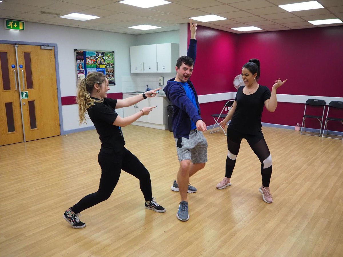 🗞 STOP PRESS! LOVE IS WHAT WE DO! 🗞

Thank you to <a href="/mlggazettesnews/">MLG Gazettes</a>  for featuring us!

Read the full article and find our why we're having such a blast working on TWS 👉 bit.ly/2Q610Uc  

<a href="/TheLights/">The Lights Andover</a> #amtcTheWeddingSinger <a href="/TestValleyGaz/">Follow us @mlggazettesnews</a> <a href="/AndoverNHampGaz/">Follow us @mlggazettesnews</a>  <a href="/WinchGaz/">Follow us @mlggazettesnews</a>