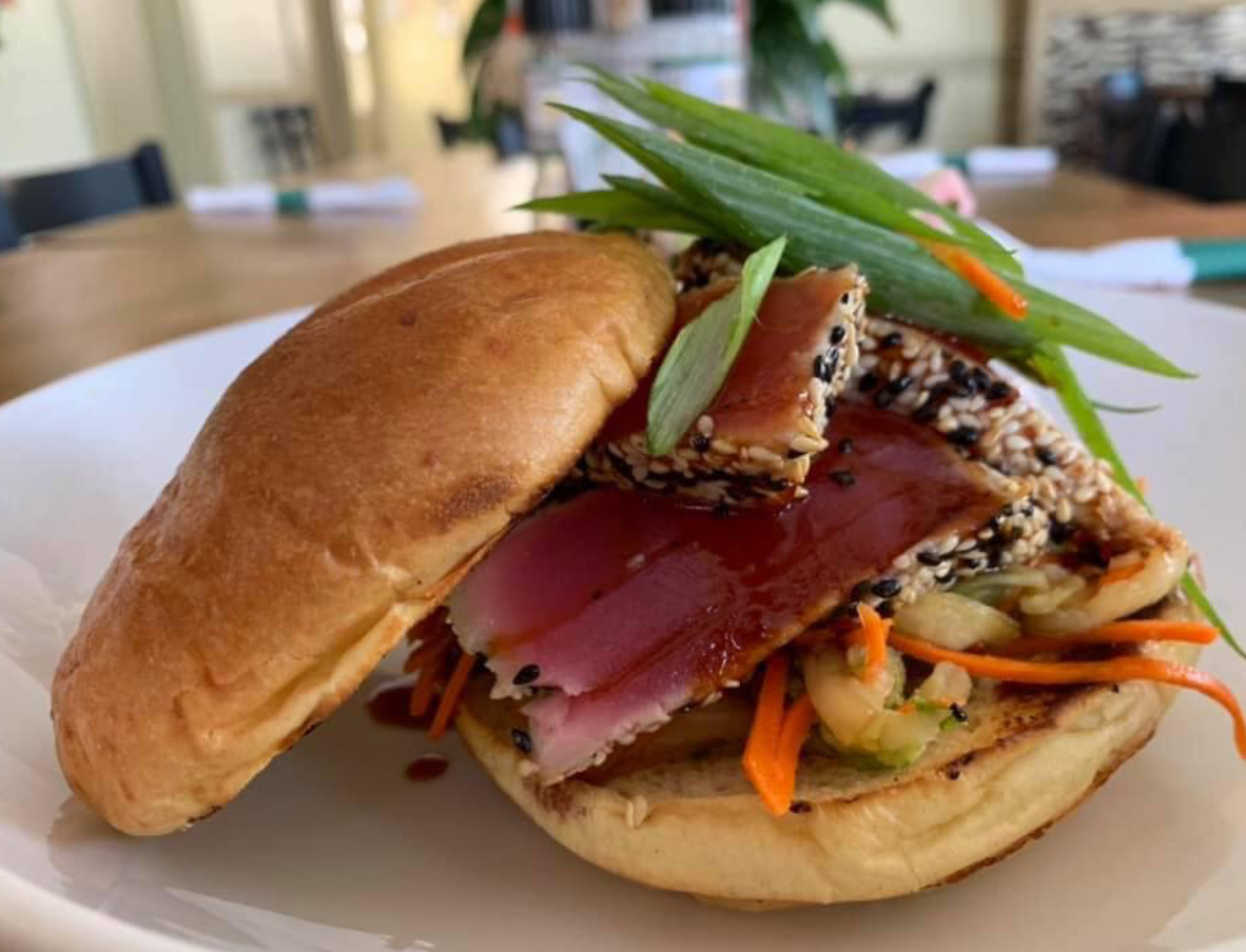 Chef’s Choice for Lunch:
Sesame AhiTuna Sandwich 
served with SuperFood Slaw, Carrots and a Teriyaki Sauce, it comes with a Choice of our sides 
#CafeEvergreen #HappyWednesday #WineDownWednesday #Yum #Yummy