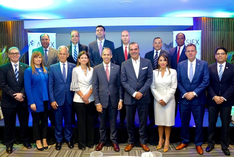 Asiex_RD's tweet photo. Cierre de nuestra exitosa actividad Encuentros de Presidentes 2020, con la participación del Candidato Presidencial por el PRM el lic. Luis Abinader y, en su primera presentación como candidata a la Vicepresidencia, la señora Raquel Peña. #Asiex #Asiexrd https://t.co/IVeODq631G