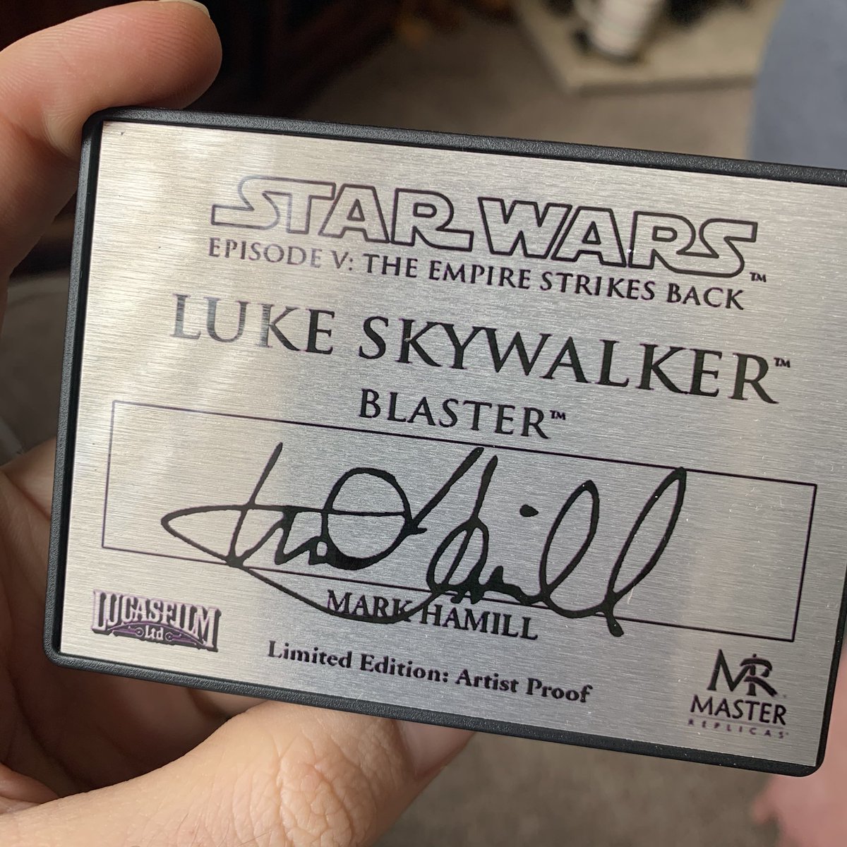 DeadGhostPixels (James) tweet media