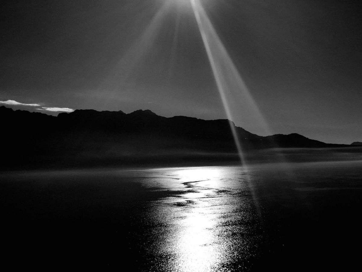 archillect's tweet photo. https://t.co/NWlSdQG6ru