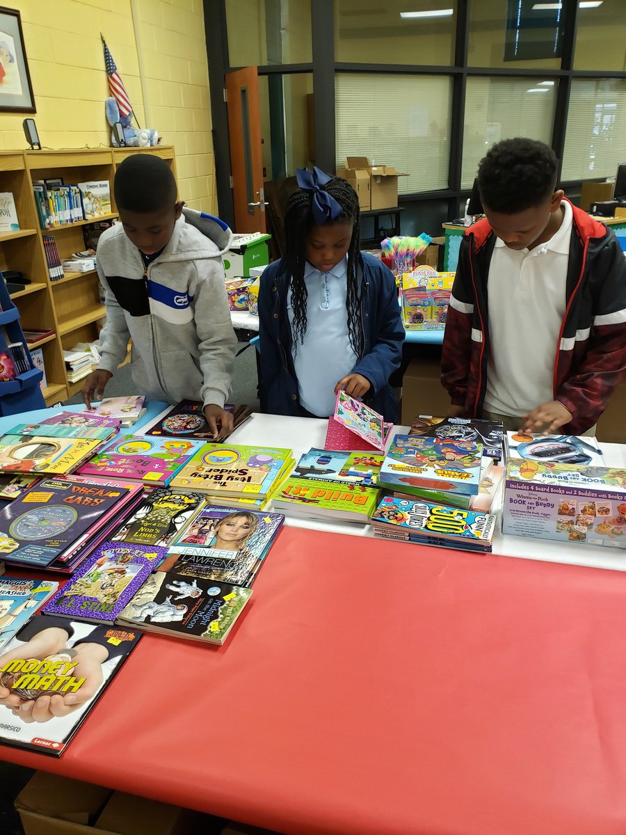 Martin Luther King Elementary School tweet media