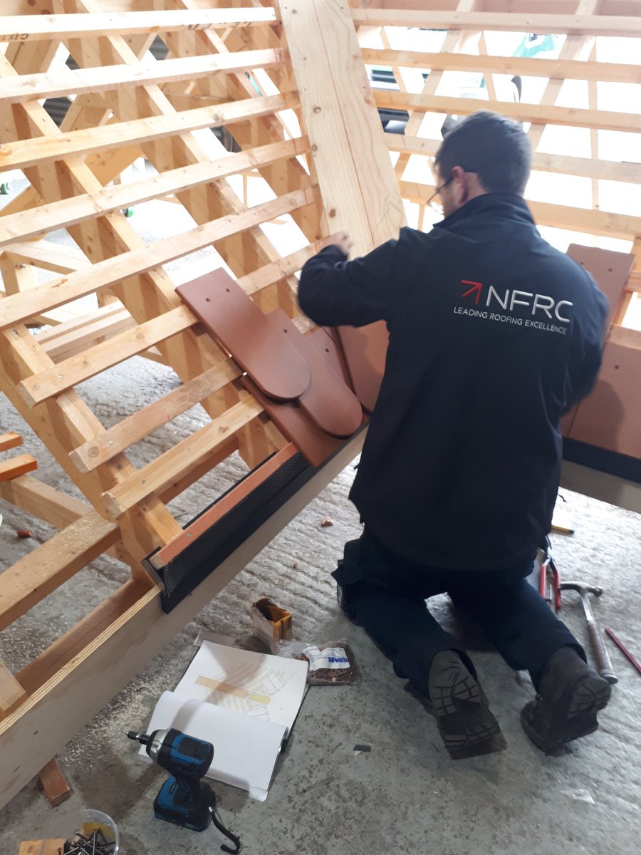 simon dixon tweet media