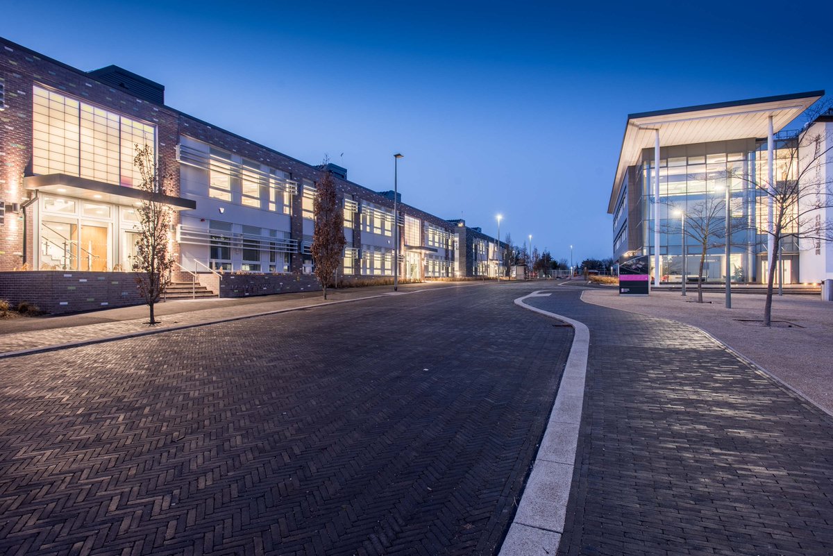 EastofExeter's tweet photo. Looking forward to welcoming nearly 50 attendees to tomorrow morning's @EastofExeter breakfast meeting at @HamptonByHilton to hear from @sallybasker on the great plans for @ExeterSciencePk  🏢🏙

#eastofexeter #business #sciencepark #eastdevon #eastexeter https://t.co/HtxP8LtC8g