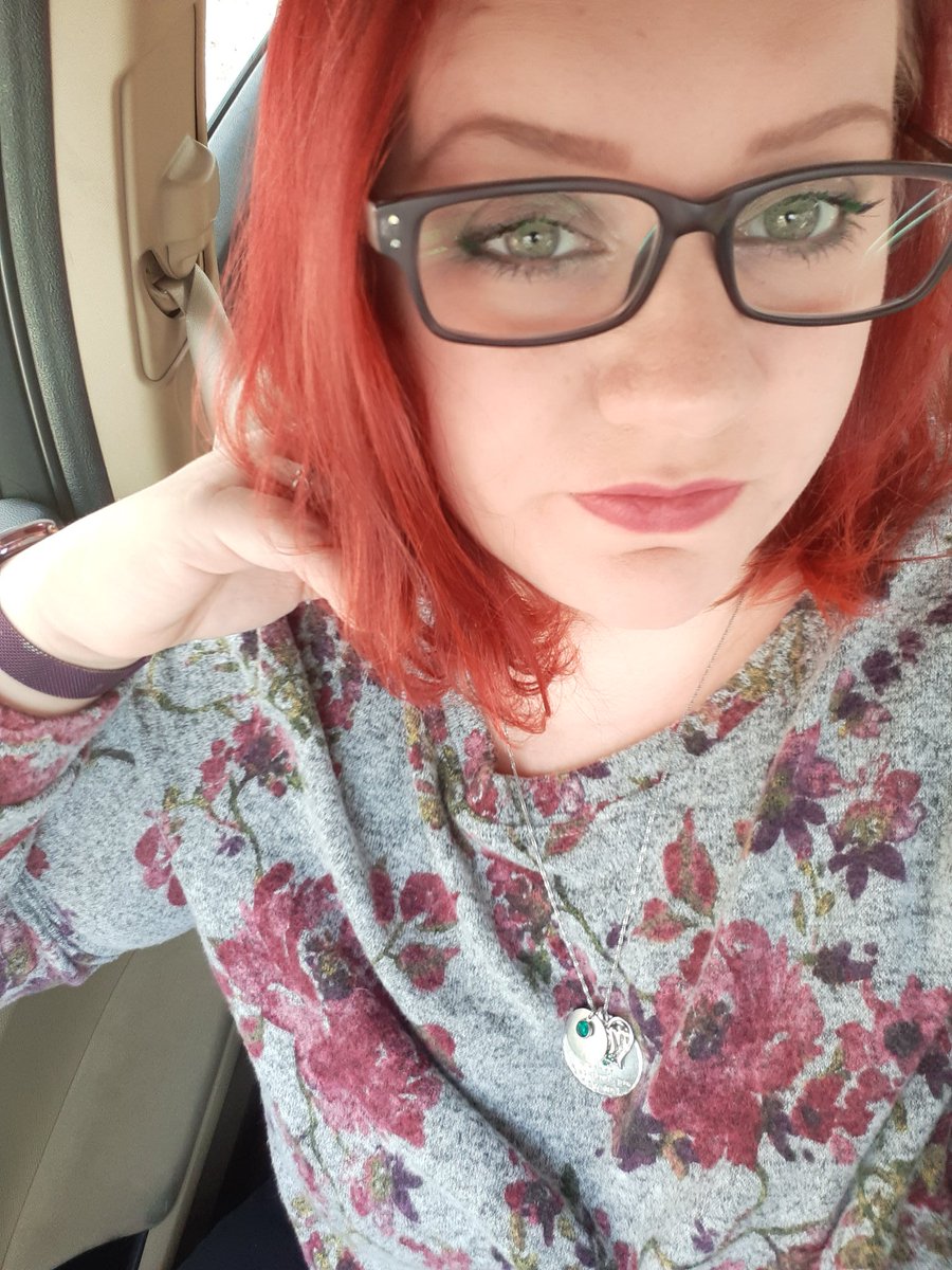 Badasspumpkin_'s tweet photo. #crazyredhead #foreverrestingbitchface https://t.co/6KmE1ZpMK2