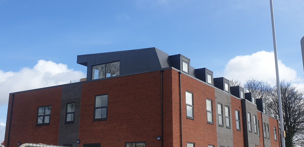 Den Architecture tweet media