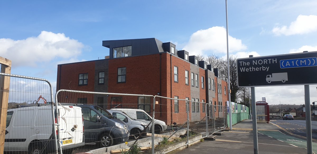 Den Architecture tweet media