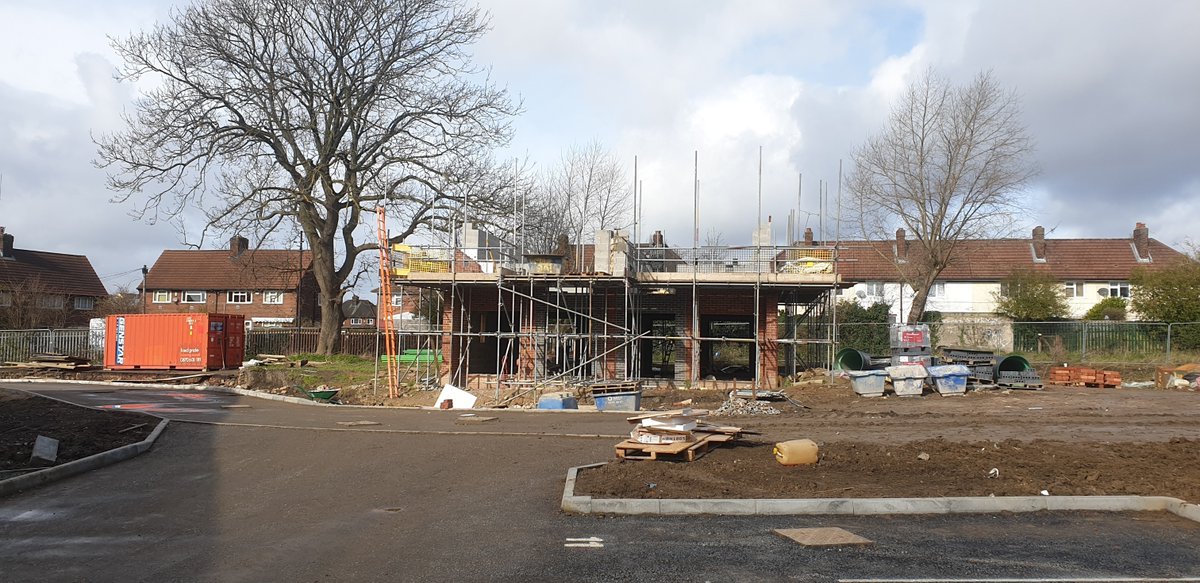 Den Architecture tweet media