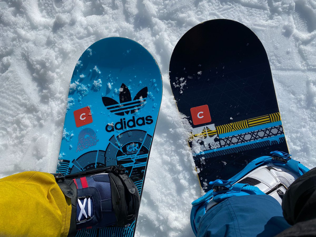 Making sure to represent @CraftCMS on the slopes #craftcms #snowboarding #flaine