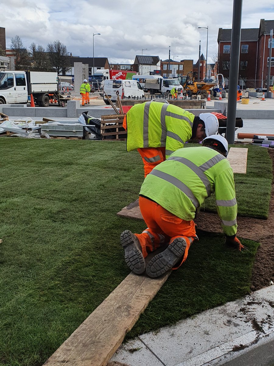 MyDoncaster's tweet photo. The paving is looking great, structures for the waterwalls and fountains have gone in and loads of planting and turf laying is taking place. Over the next couple of weeks the public space will come alive.
https://t.co/vyzRHtnZZk
#GettingThingsDon https://t.co/dN55b5YK4G