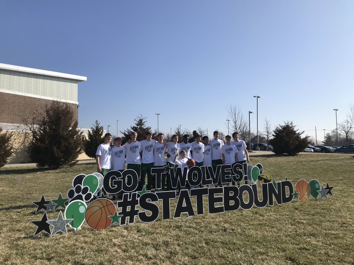 Boys Basketball heading to Emporia for state quarterfinals against Andover at 3:00 pm! #swpride