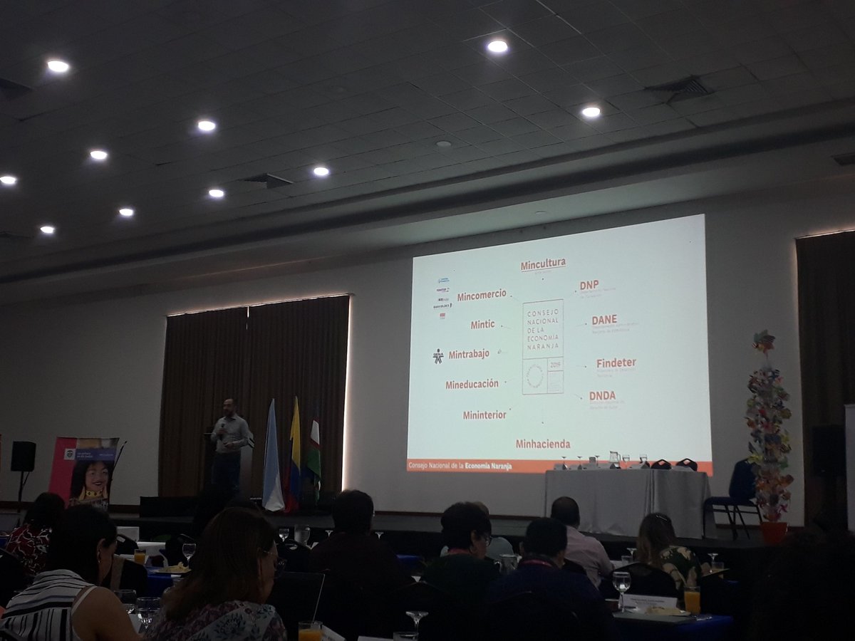 ANECAF_'s tweet photo. "Cuando hablamos de cultura hoy, también hablamos de productividad, por ello contamos con el Concejo Nacional de la Economía Naranja, organismo de coordinación precedido por @mincultura" @FelipeNaranja Viceministro de Creatividad y Economía Naranja @CaliCultura @DEconomicoCali https://t.co/c72LscRPH9