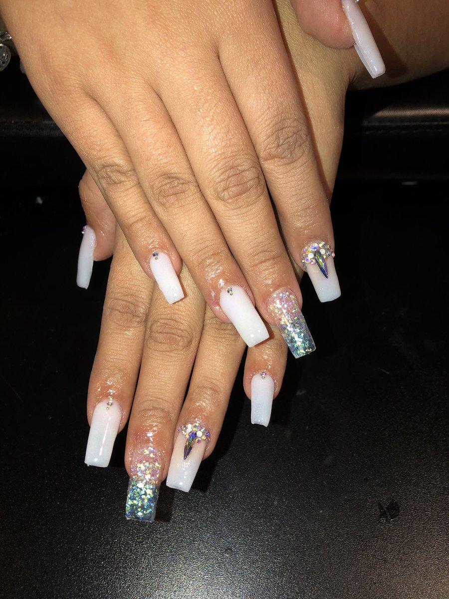 Ultimate_Chica's tweet image. 