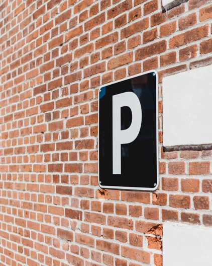 #Parkinglotsafety is important. #EmpireParkingSolutions can help your business utilize signs and traffic guides to promote safety in self-parking lots and #garages.
#valet #valetservice #parking #waynepa #philly #phillyburbs #phillysuburbs #themainline #delaware #delco #newjersey