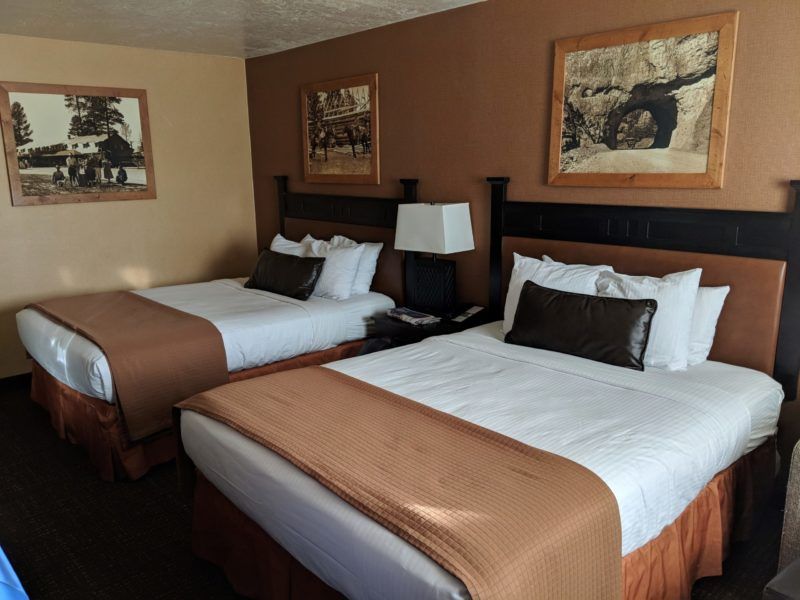 GrayLineSav's tweet image. Where to Stay at Bryce Canyon National Park buff.ly/2VWs1gr