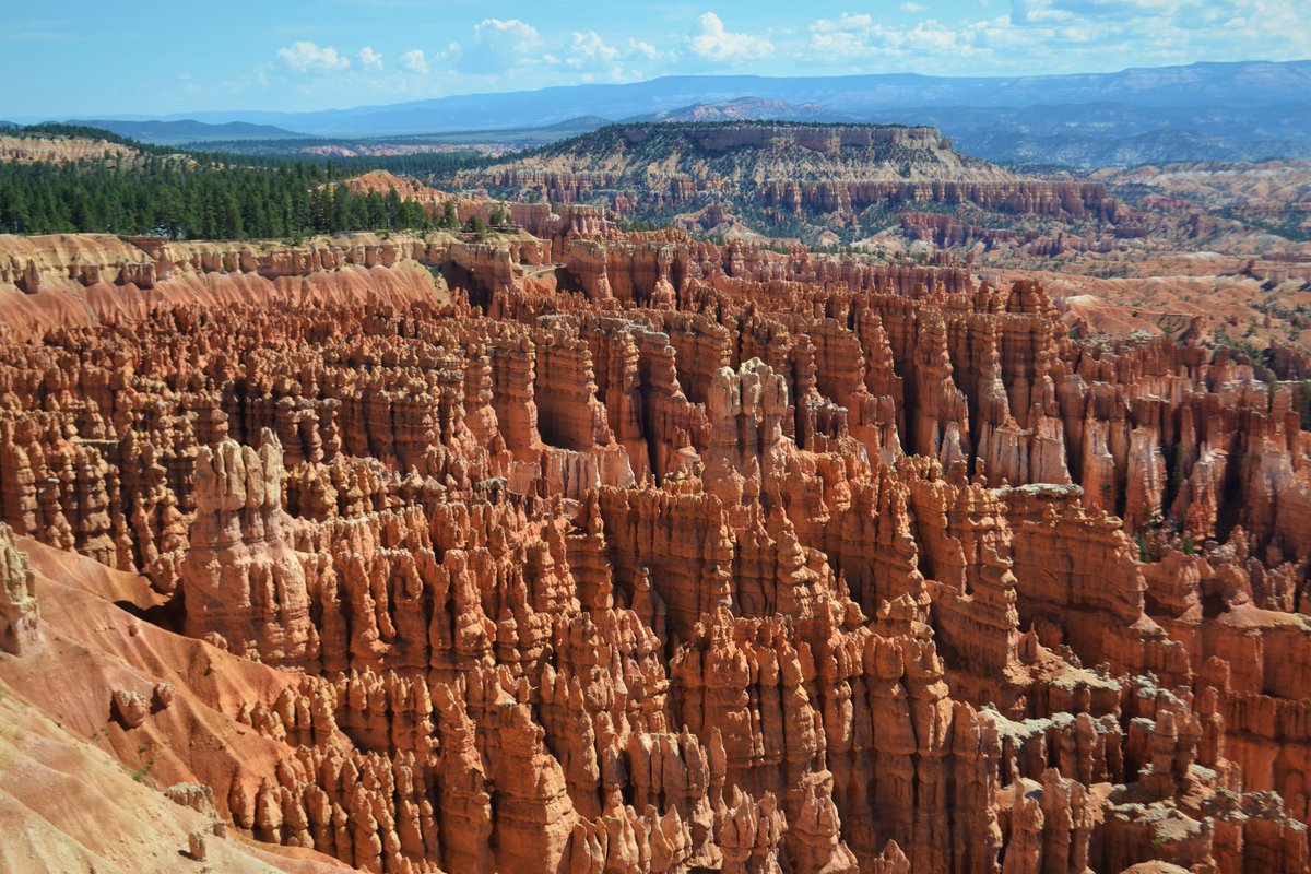 GrayLineSav's tweet image. Where to Stay at Bryce Canyon National Park buff.ly/2VWs1gr