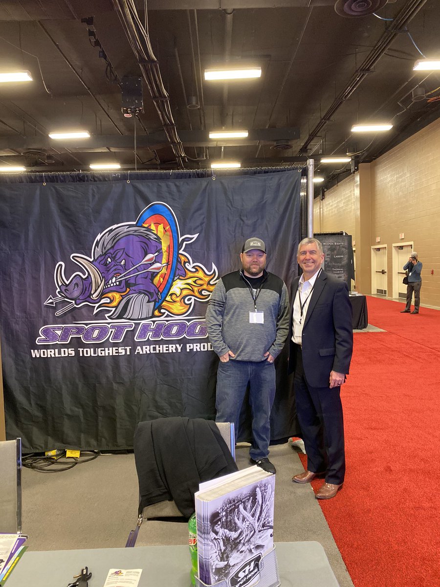GaryLambertNH's tweet photo. Got to meet and speak with some great people about patent/trademark law and some of my favorite hunting related products at the #HuntingRetailerShow2020 #HRSHOW2020 https://t.co/57VWkBvtpZ