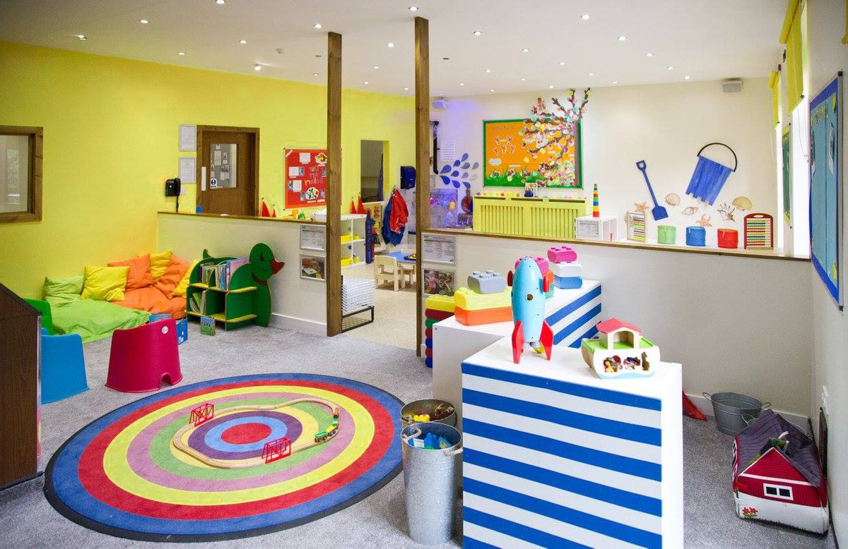 MasterMatting's tweet photo. #Bright &amp; Cheerful #mats by @MasterMatting With all the colours of the #rainbow! #Share the #love of these today! #Toddler #Kids #NURSERY https://t.co/3F6VLmTHTK #EYFS #schools  #preschool #StoryTime #earlyyears https://t.co/IbFvr4iVbc
