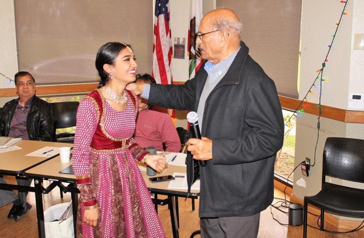 DanceUSADance's tweet photo. Riya Bhatia is making a difference by sharing Kathak as dance movement therapy with senior citizens in her community. As a junior at Amador Valley high, Pleasanton California, she raises funds for the Virya foundation through her workshops. 💓#inspiration 
 #danceusadance #dud https://t.co/mNJlFncZea