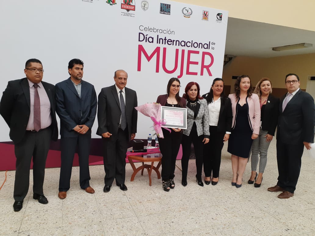 FedesspN's tweet photo. #FEDESSP en los Estados
#FEDESSP_Mich
Conferencia: "Derechos Humanos con Perspectiva de Genero", impartida por Mtra. Alma Montserrat Guerrero Méndez, Comisión Estatal de  DDHH.
@palomitarelowde
@castelan12
@MFedessp
@PaulinaValver17
#coronavirus #DíaInternacionalDeLaMujer https://t.co/sHjkhkEP13