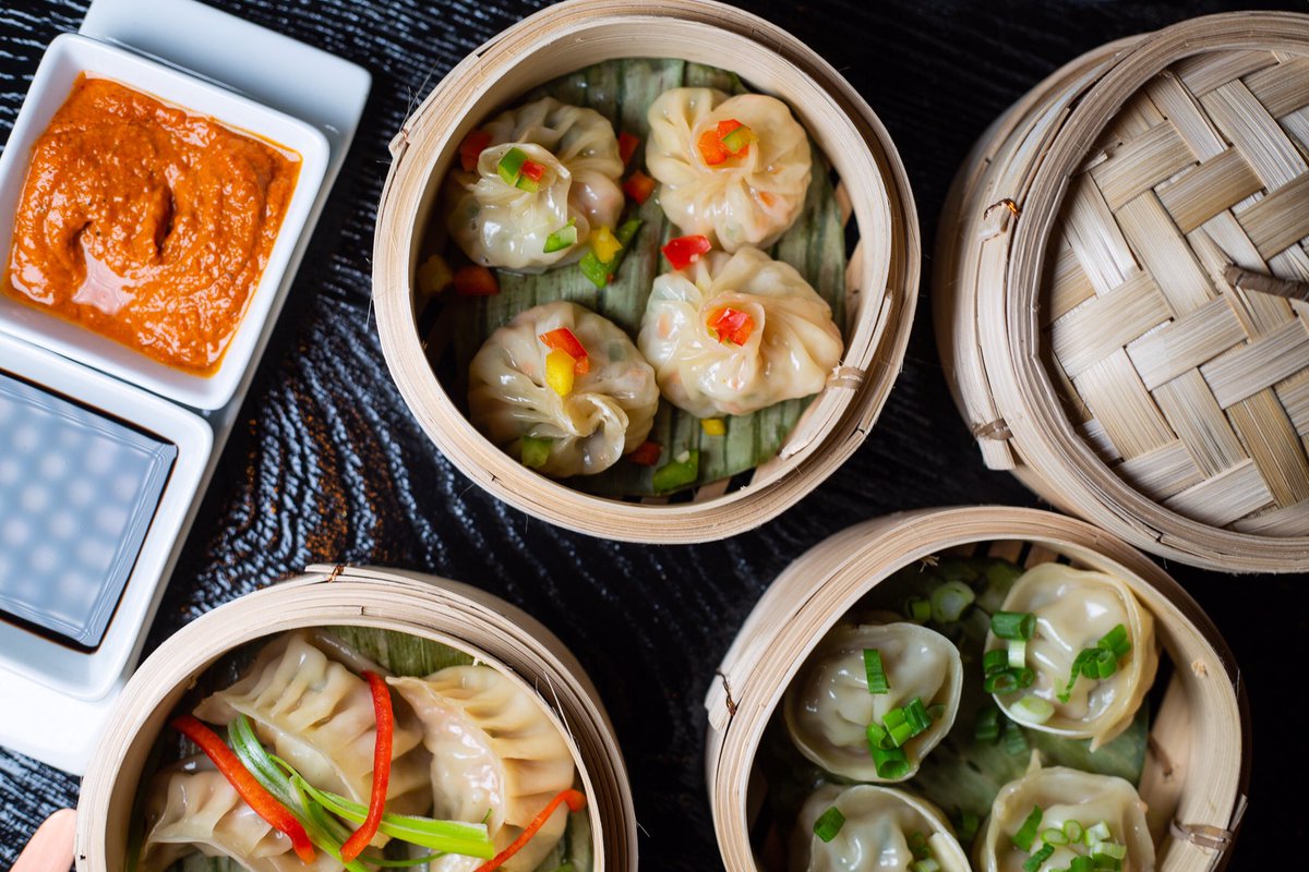 Dim Sum-body say its Hump Day?! 😅🥟 Come on down for some dumplings &amp; we’ll hold the puns... maybe 🤷🏻‍♀️