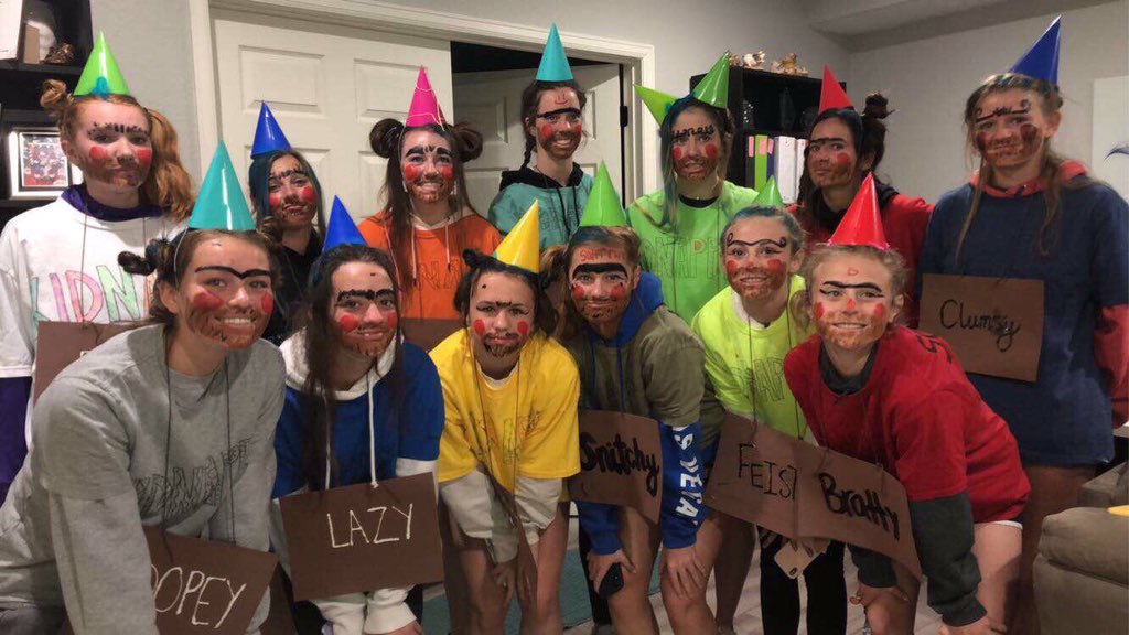 dc_womenssoccer's tweet photo. Varsity newbies were kidnapped this morning !! https://t.co/hrRw0xfO8g