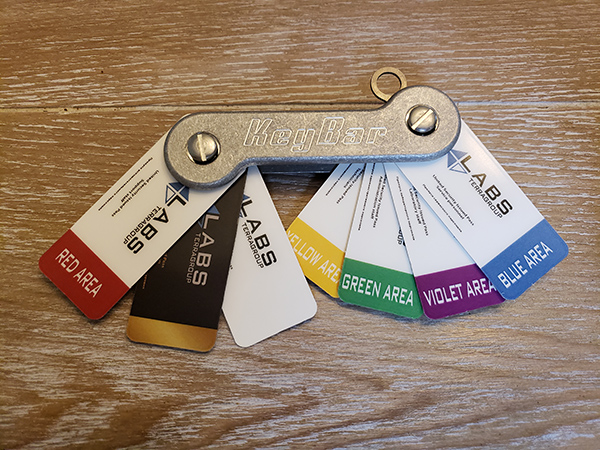 ScriptumVinyl's tweet photo. Get your #eft keycards now available in "fun size" - https://t.co/EMTAKFAN8W
.
.
.
#escapefromtarkov #labs #keybar #keycards https://t.co/FvgoumuKxK