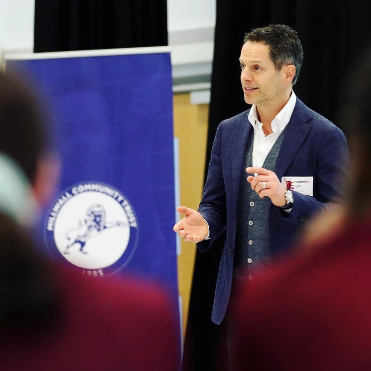 It was a huge pleasure to meet the pupils and staff at Conisborough College yesterday as part of #EFLDayofAction. Fantastic work being done by @MillwallFC in the community.