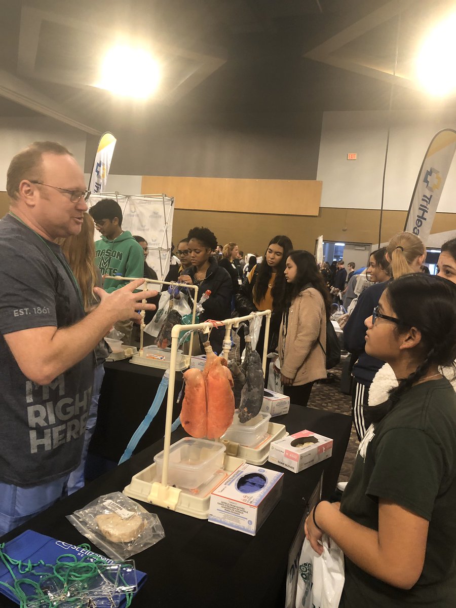 MCSExpLearning's tweet image. Mason HS is in the building! Exploring careers @JaInspire