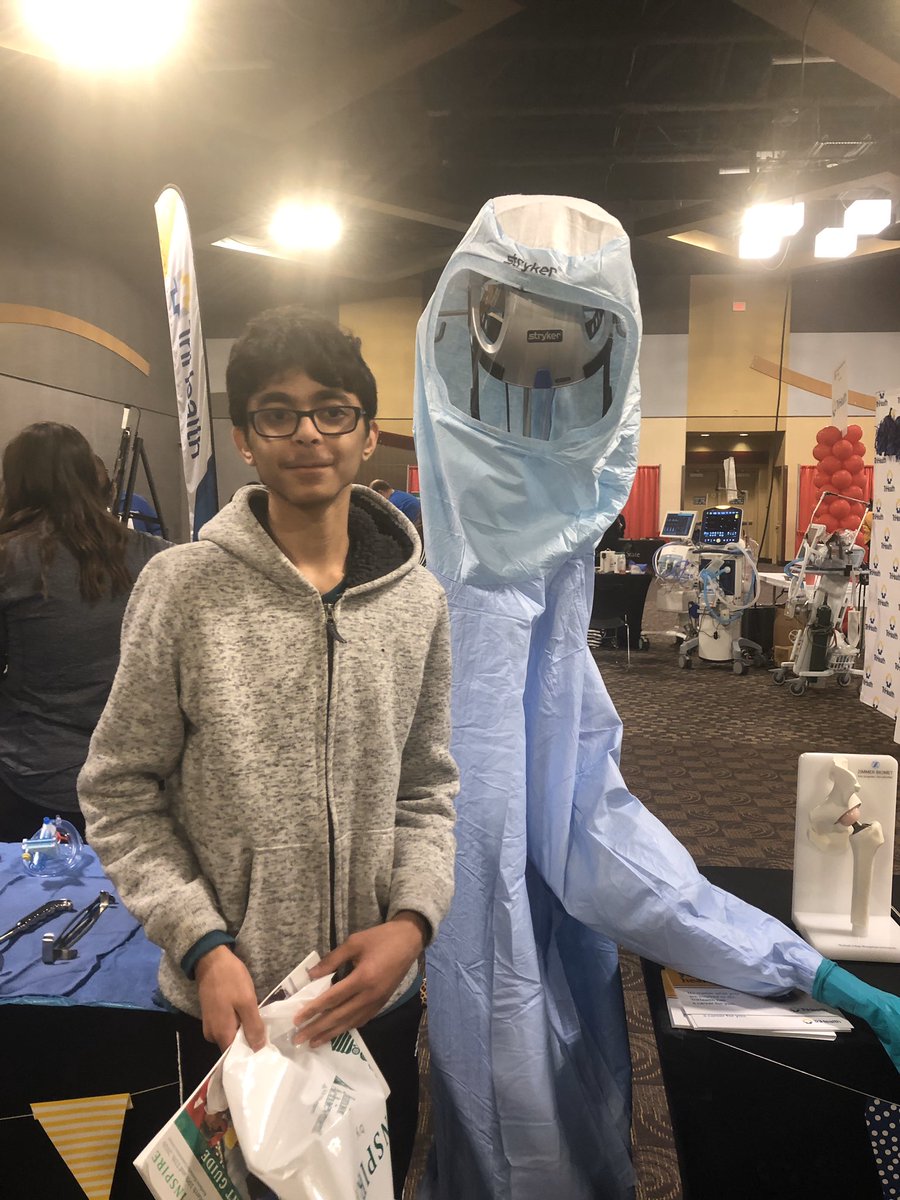 MCSExpLearning's tweet image. Mason HS is in the building! Exploring careers @JaInspire