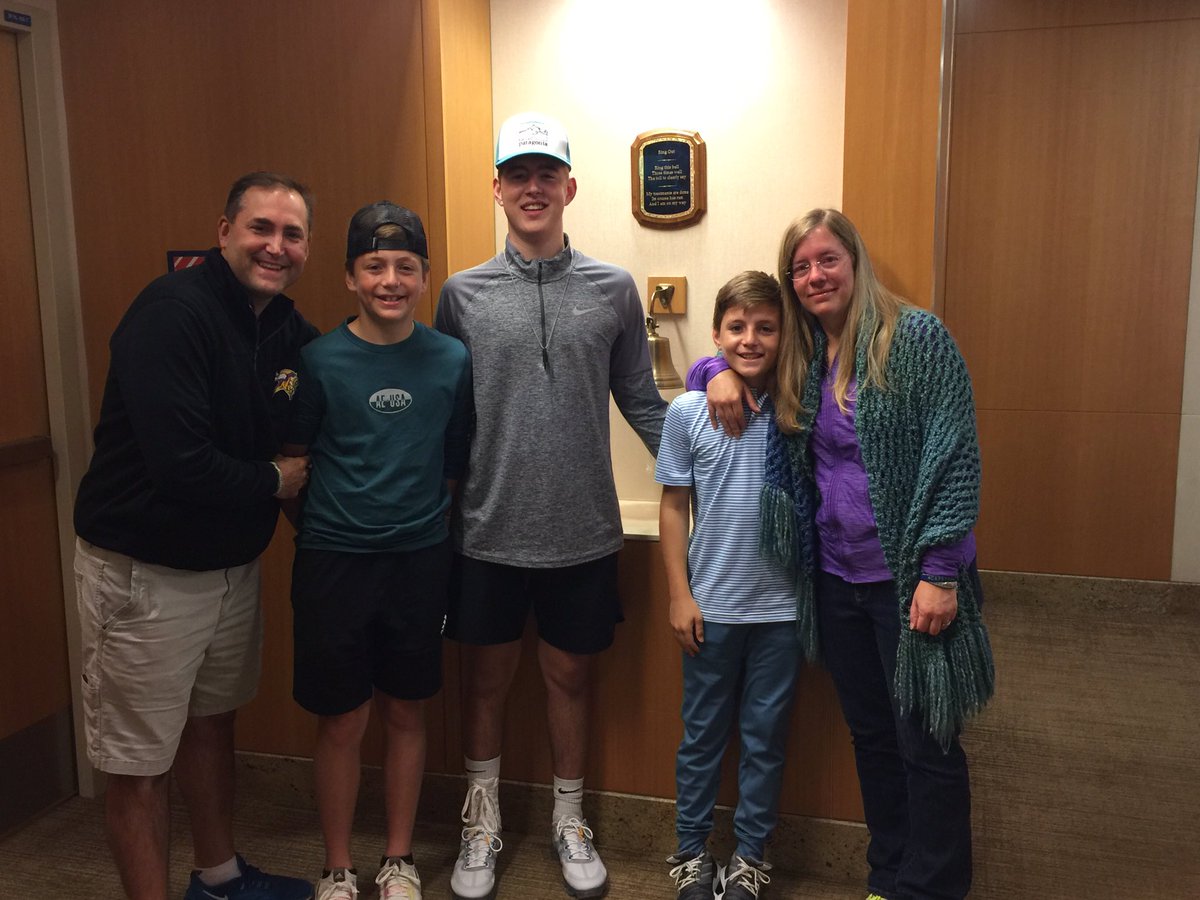 rshaver11's tweet image. So sad to learn of the passing of @RosemountHS junior Cap George. Cancer doesn’t care who you are, or who you love. He fought hard and taught us all how to live. I’ll talk about Cap at 5pm on @kare11