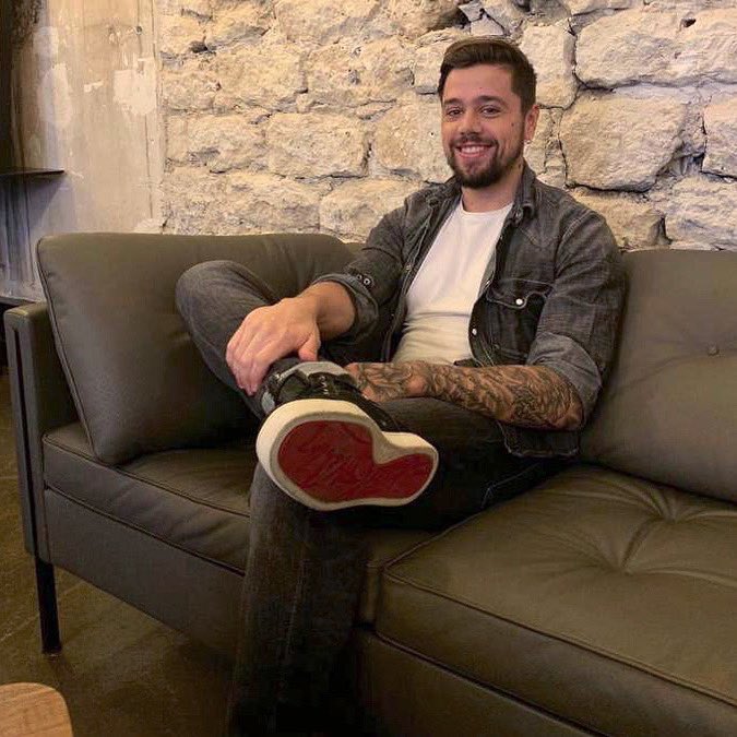 On regarde #TopChef tous ensemble ce soir !!⁣
⁣
Vous soutenez quel candidat cette saison ? ⁣Perso, je suis #TeamDavid, je crois en toi mon pote ! 😉⁣