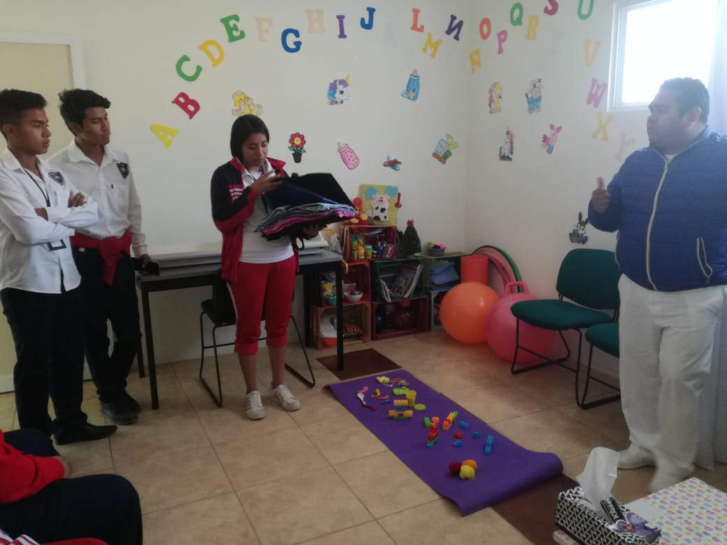 cemsad121's tweet photo. Alumnos del CEMSAD 12 visitando las instalaciones de la UMB de Sultepec. https://t.co/4qggDog5AS