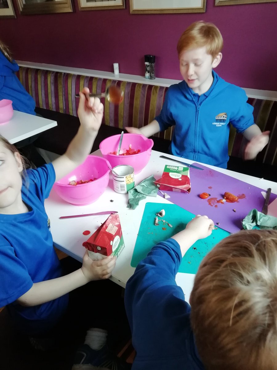 CookingClublps1's tweet photo. Lots of chopping, cutting and mixing done today which resulted in a delicious sausage pasta bake. @LPS_HFD @1AP_LPS @1RP_LPS @6EW_LPS @6JB_LPS @6SB_LPS #cookingclub #cookingisfun #HealthyEating #pastabake https://t.co/zaa4TM3x7i