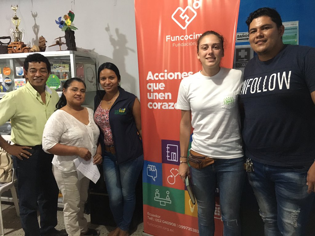 FUNCOCIM's tweet photo. #FUNDACIONFUNCOCIM fortalece su trabajo en territorio en alianza con la Cooperación Italiana y Feep. Damos la Bienvenida a Fransheska quien ha sido Campeona Mundial de Patinaje en línea🗣apoyará en nuestros programas de desarrollo de niñez y adolescencia. #Manabi https://t.co/ctJ8SYCyVD