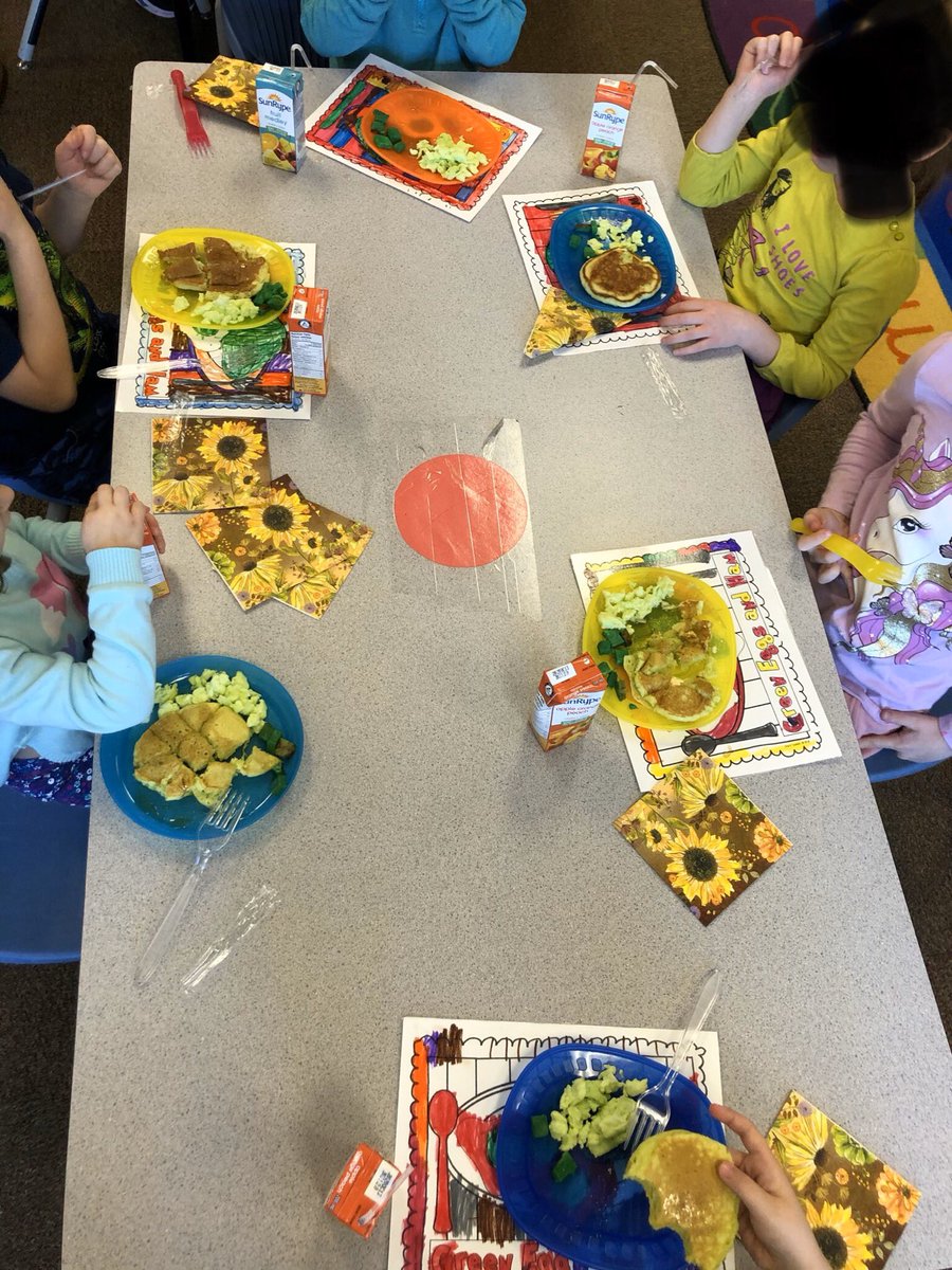 Green Eggs and Ham breakfast was a success! It’s so great having parent volunteers to make these days happen 🤗👍 #Kindergarten #unbced