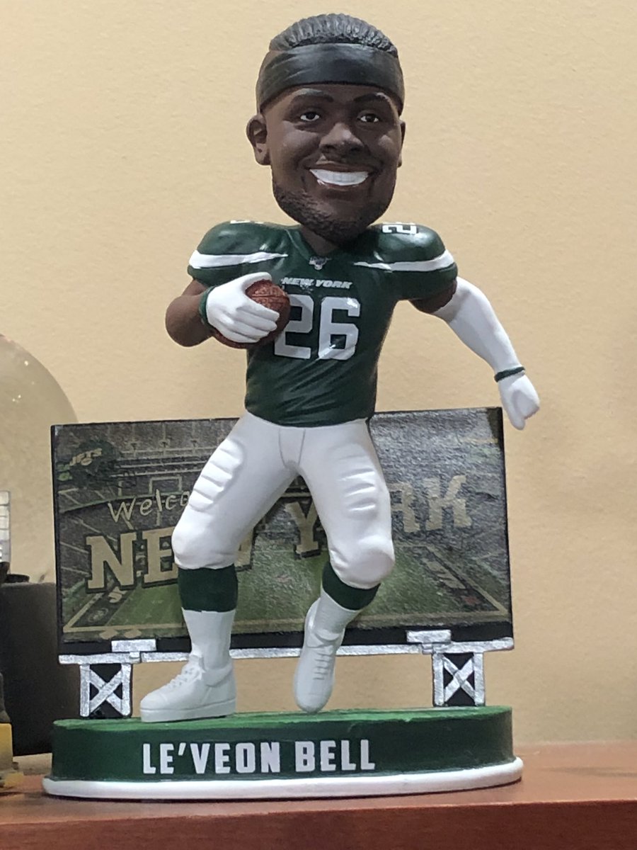 RalphVacchiano's tweet photo. Coming up at 5:15 pm on @SNYtv: Who’ll be the prize of this year’s free-agent class for the Jets? And what’s the latest on Robby Anderson?
I’ll give the scoop to @JustineBWard on #ThreadSNY. https://t.co/QANeMzqWL9