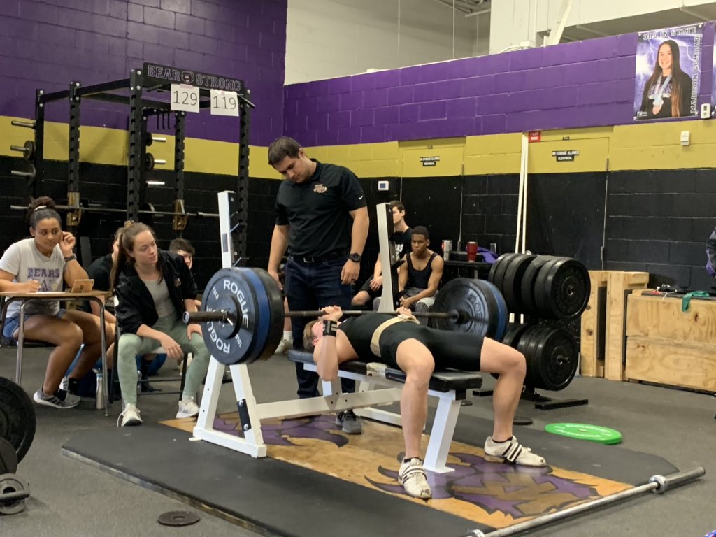 WSBearAthletics's tweet photo. @TheBtedman 2nd lift 
#EasyWeight https://t.co/q7bjxPepGD