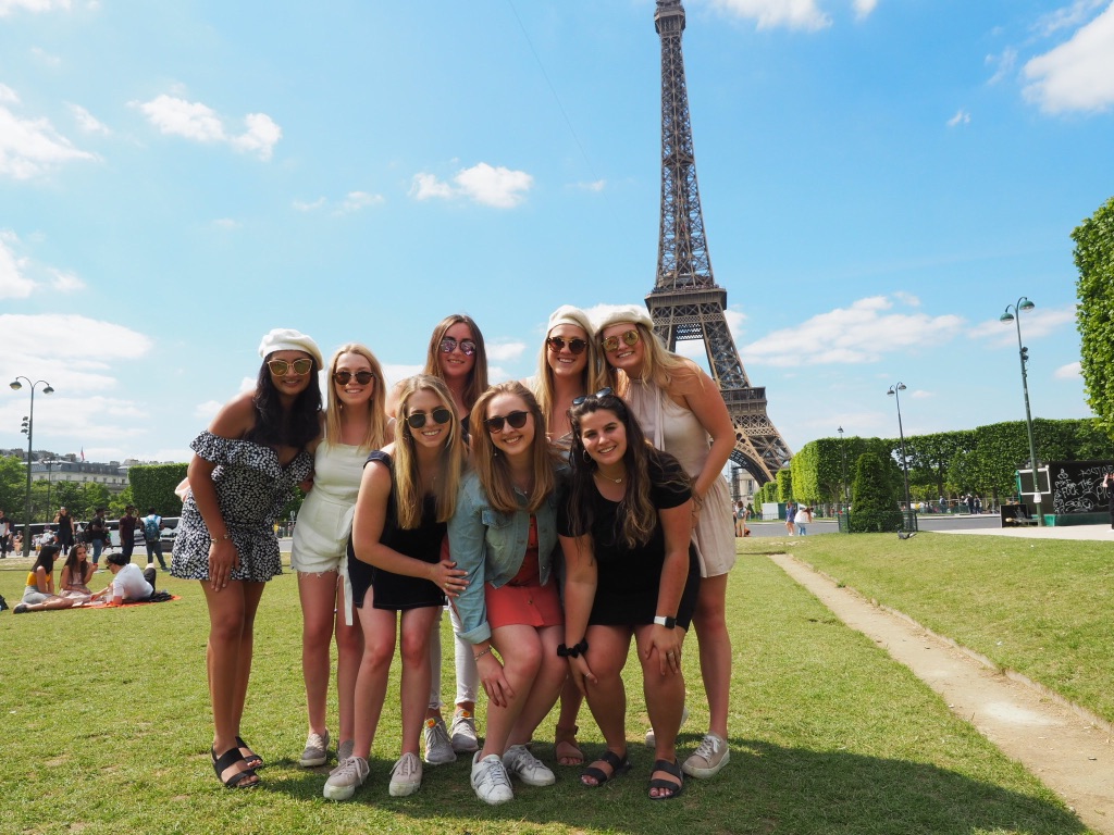 Knowing what to pack for your travels can be tough, let us break it down for you - HOW TO PACK ACCORDINGLY FOR YOUR SEMINAR: bit.ly/38LIbvY

#studyabroad #internationalbusiness #travelincollege