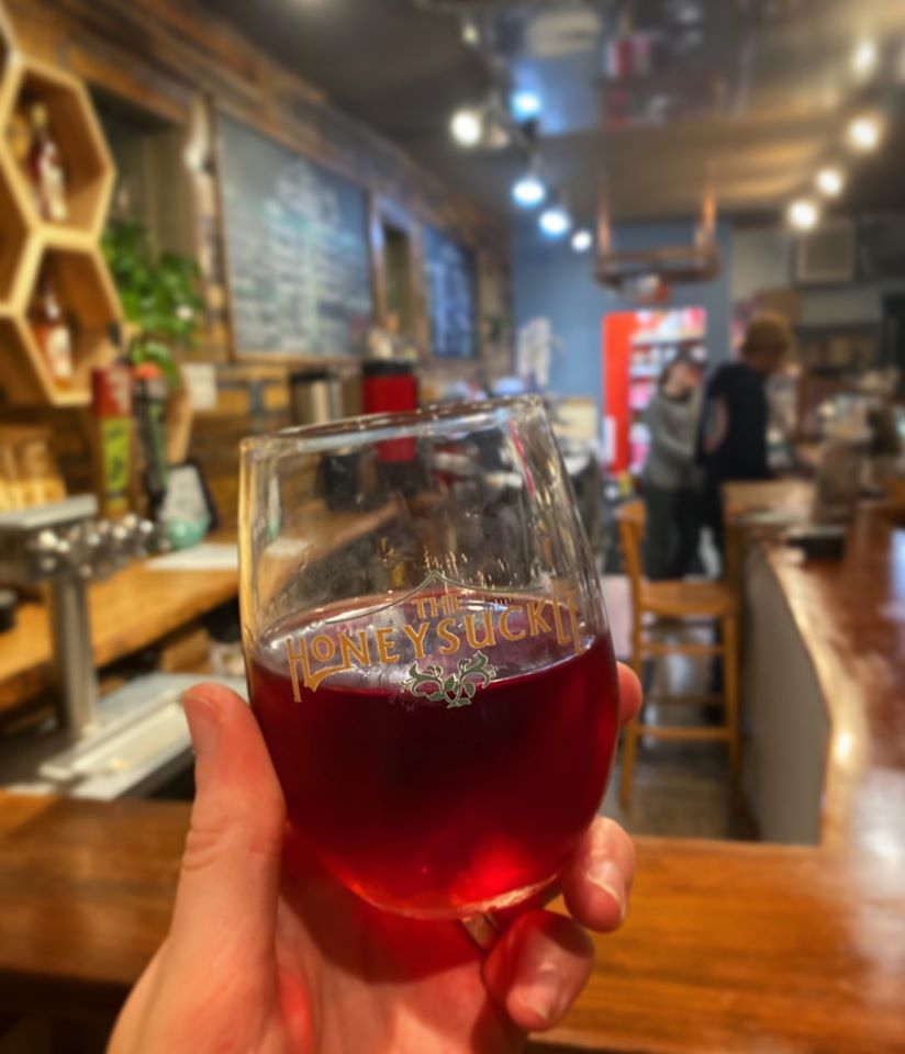 NC_Meads's tweet photo. #winewednesday at The Honeysuckle 🥂 Bee sure to try some of their delicious meads! #carrboronc #ncmead #mead #moremead #honeywine #ncwine https://t.co/z6pBeGQjbZ