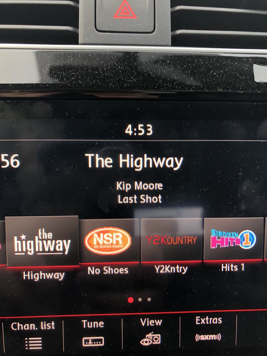 jmm0626's tweet photo. So lovin the music on my way home today @SXMTheHighway w/@KipMooreMusic #LastShit and @ThomasRhett & @JonPardi #BeerCantFix. Had my car stereo is cranked, so got a few looks...but I don’t care!! https://t.co/HJZLr4Zr8F
