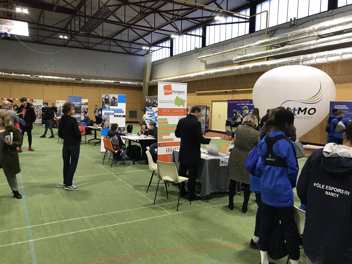 Forum de l’information et de l’orientation à destination des élèves sportifs de haut niveau de l’académie de Nancy-Metz qui s’est tenu au Creps de Nancy.  Plus de 150 élèves, 30 partenaires institutionnels et professionnels, des athlètes de haut niveau... une très belle réussite.