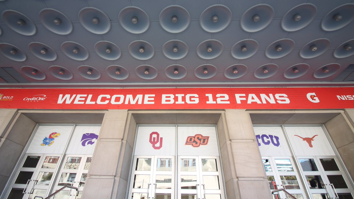 Visit KC tweet media